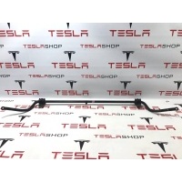 Стабилизатор подвески (поперечной устойчивости) передний Tesla Model S 2016 6007084-00-D,6007087-00-D