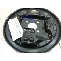 Щит опорный задний правый Renault Kaptur 2016 440008656R