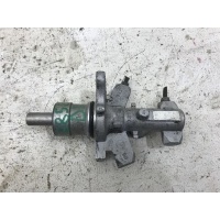 Цилиндр тормозной главный Land Rover Discovery 3 2004-2009 LR014528