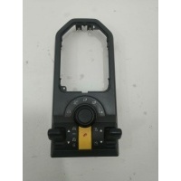 Блок кнопок настройки подвески Land Rover Discovery 3 2004-2009 YUD501230WUX