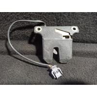 Замок багажника Audi A8 1998 4A5827505a