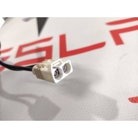 Фишка (разъем) электропроводка подкапотная Tesla Model X 2017 1082436-02-B,1507950-00-A