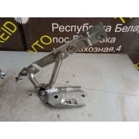 Петля крышки багажника Chrysler Sebring 2 2002