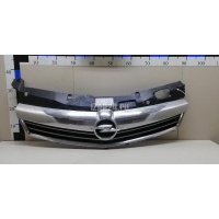 Решетка радиатора GM Astra H / Family (2004 - 2015) 93191829