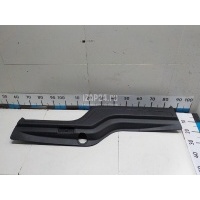 Обшивка двери багажника Land Rover Discovery III (2004 - 2009) ERQ000104PVJ