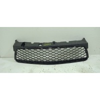 Решетка бампера Mazda 3 1 BK 2003-2009 BR5H501T0