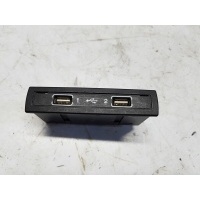 мерседес w117 блок разъем usb a1728202826