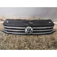 Решетка радиатора Volkswagen Polo Sedan 5 2018 6RU853653B