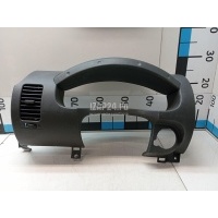 Накладка (кузов внутри) Nissan Navara (D40) (2005 - 2015) 68235EB31B