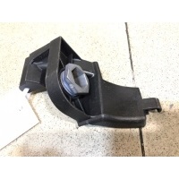 Кронштейн фар правый Mercedes-Benz E-Class W213 A2138202200