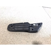 Кронштейн фар правый Kia Sorento XM 921412P500