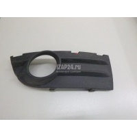 Решетка в бампер правая Volvo C30 (2006 - 2013) 30657196