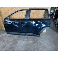Дверь левая передняя toyota rav4 v 218 в цвет