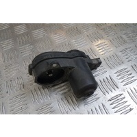 Моторчик тормоза hold порше macan 95b615406e