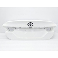 Крышка багажника Toyota Camry 70 2019 6440106F70, 64401-33760