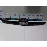 Накладка двери багажника Toyota Verso (2009 - 2018) 768110F910