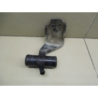 Фланец двигателя системы охлаждения TOYOTA Corolla E15 2006-2013 1657722020