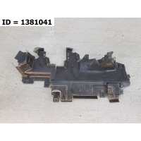 Воздуховод Volkswagen Touareg III (2018) 2018 760121283AM