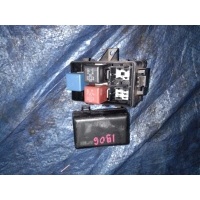 блок предохранителей TOYOTA CORONA EXIV ST200 82662-20120