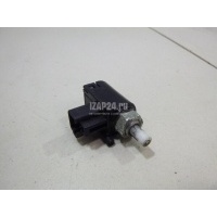 Датчик педали сцепления Toyota Hilux 2015 8452042010