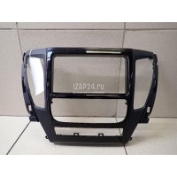 Рамка магнитолы Mitsubishi Pajero/Montero Sport (KS) 2015 8002C131XA