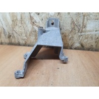 Кронштейн двигателя Suzuki Grand Vitara ER 2006 1164164J00, 11651-64J00