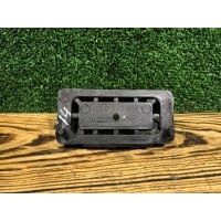 Опора под домкрат (поддомкратная подушка) Audi A6 C4 (S6,RS6) 1995 4A0803855