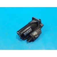 Стартер двигателя RENAULT Duster 1 2010-2019 233003152R