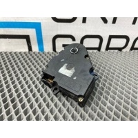моторчик заслонки печки (тепло холод) Mercedes ML-Class W163 2003 1638200108, A1638200108