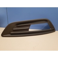 Решётка в бампер правая Ford Focus 3 2011-2019 1864634