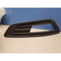 Решётка в бампер правая Ford Focus 3 2011-2019 1864634