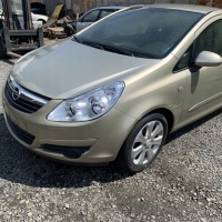 Крыло левый передняя z40m opel corsa d 2006 год