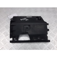 Кронштейн (крепление) заднего бампера правый Volkswagen Transporter (T5) (2003-2015) 2004 7H0807130A