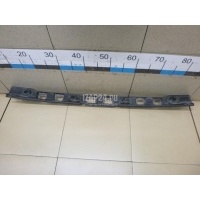 Направляющая заднего бампера VAG Golf Plus (2005 - 2014) 5M0807863