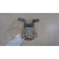 Петля двери передней правой верхняя Mazda BT-50 2006-2012 2010 UR5659210