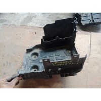 Подставка akumulatora renault vel satis 8200208056