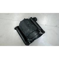 Корпус воздушного фильтра Volkswagen Transporter 4 1991-2003 1995 028129607K