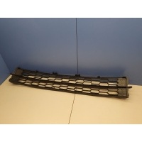 Решётка в бампер центральная Skoda Rapid 2013- 60U8536779B9