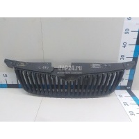Решетка радиатора VAG Yeti (2009 - 2018) 5L08536689B9