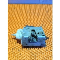 Замок двери передний правый Audi A4B5 8D1837016A