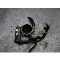 Заслонка дроссельная Volkswagen Passat 1999 06b133062g