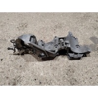 кронштейн генератора Volkswagen Tiguan 2011 03L903139K