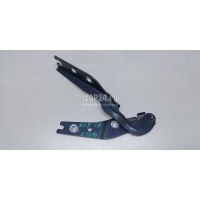 Петля капота правая VAG Golf VII (2012 - 2020) 5G0823302B