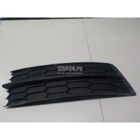 Решетка в бампер правая VAG Rapid (2013 - 2020) 60U8073689B9