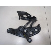 Петля капота правая VAG Continental GT (2003 - 2011) 3W0823302B
