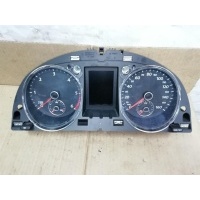 Щиток приборов (приборная панель) Volkswagen Passat B7 2011 3AA920970E