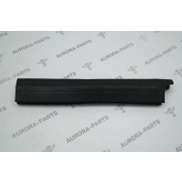 Уплотнитель капота LH Land Rover Range Rover Sport L494 2013 LR034448