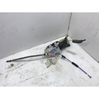 Замок двери передней левой Mercedes W204 C 2007-2014 A2047201535