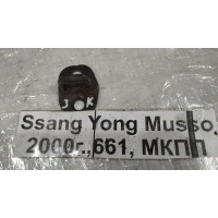 Ответная часть замка багажника Ssang Yong Musso 2000 7125005000