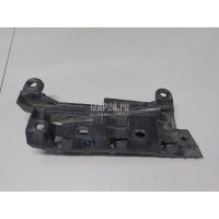 Направляющая заднего бампера левая VAG Caddy III (2004 - 2015) 2K0807393
